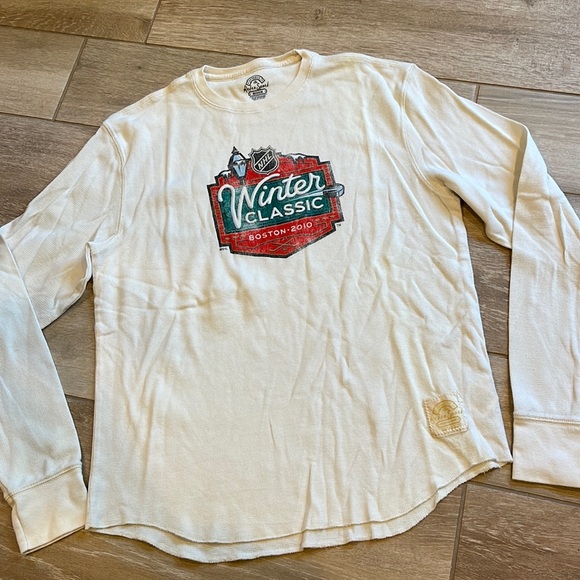 Reebok Other - Reebok Winter Classic Boston Tee MEDIUM